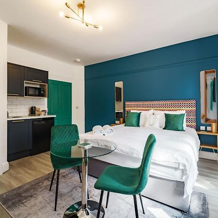 Emerald Stays Uk At The Adelphi Stratford-upon-Avon Exterior photo