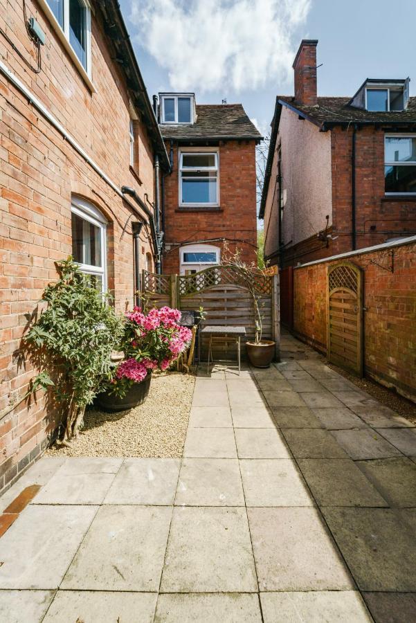 Emerald Stays Uk At The Adelphi Stratford-upon-Avon Exterior photo