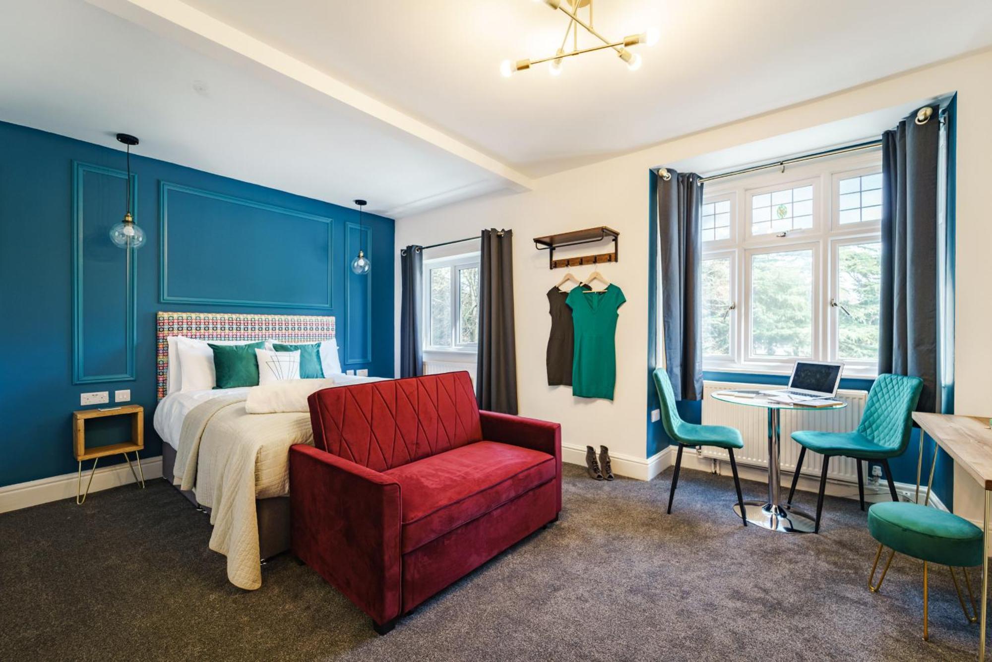 Emerald Stays Uk At The Adelphi Stratford-upon-Avon Room photo