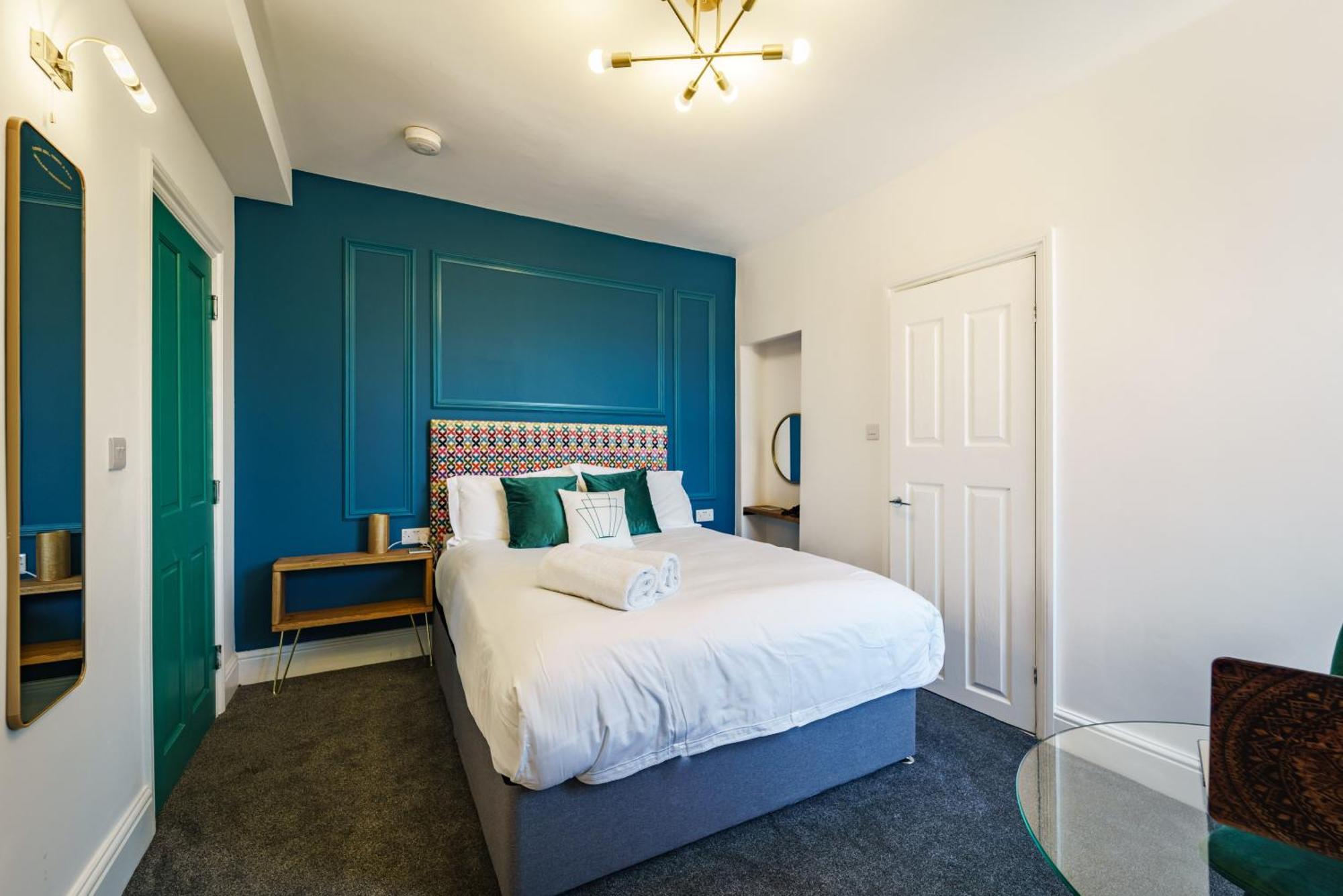 Emerald Stays Uk At The Adelphi Stratford-upon-Avon Room photo