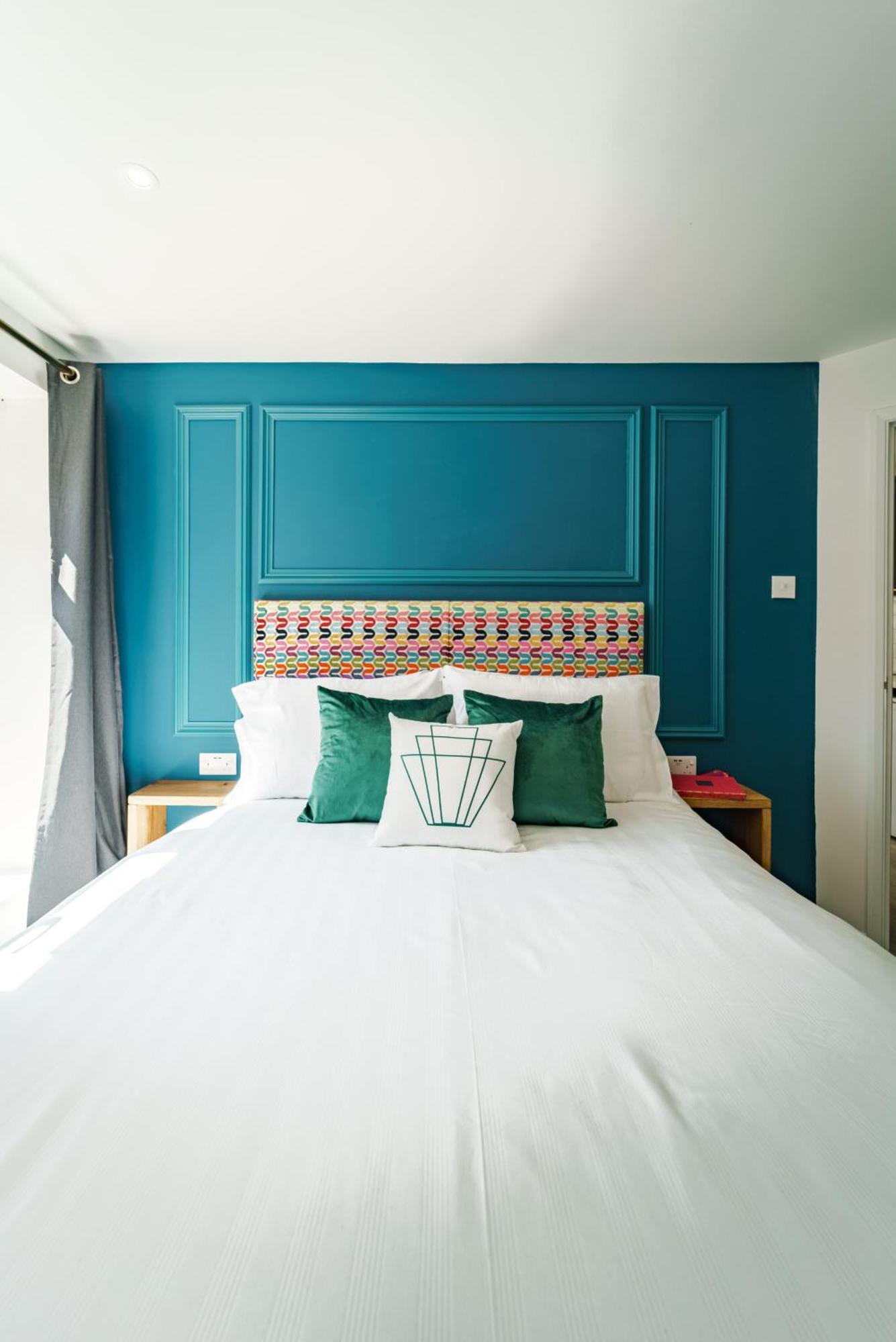 Emerald Stays Uk At The Adelphi Stratford-upon-Avon Room photo