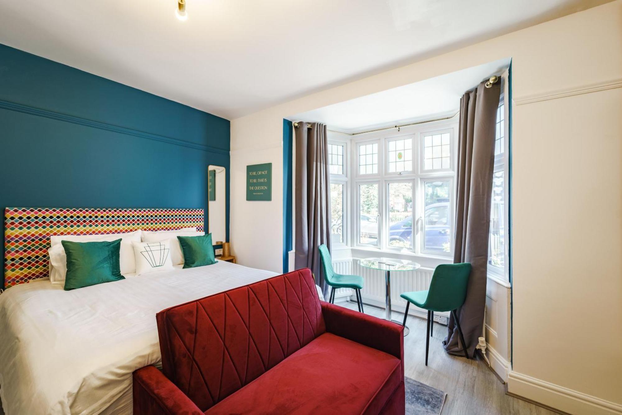 Emerald Stays Uk At The Adelphi Stratford-upon-Avon Room photo