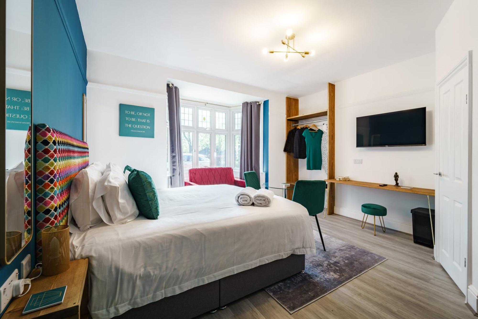 Emerald Stays Uk At The Adelphi Stratford-upon-Avon Room photo